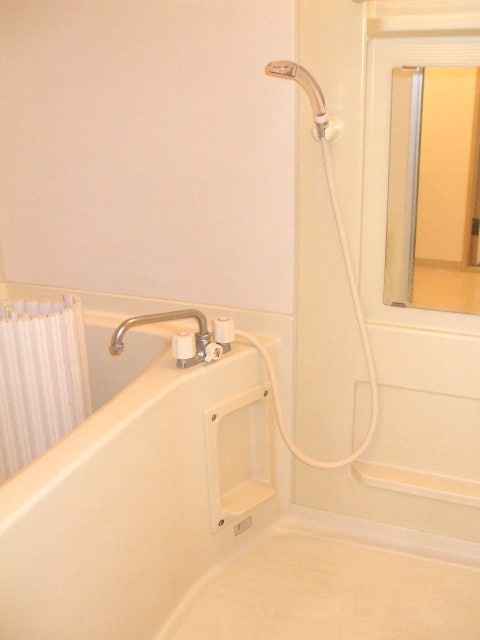 シャト－クレ－ルの物件内観写真