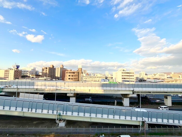 ﾌｫｰﾘｱﾗｲｽﾞ大阪ﾐｯﾃ(603)の物件内観写真