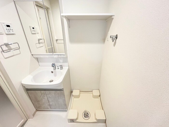 ﾌｫｰﾘｱﾗｲｽﾞ大阪ﾐｯﾃ(704)の物件内観写真