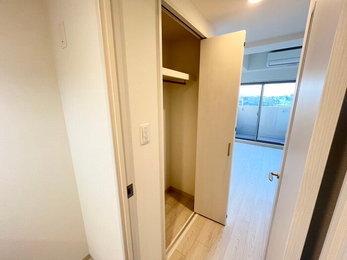 ﾌｫｰﾘｱﾗｲｽﾞ大阪ﾐｯﾃ(704)の物件内観写真