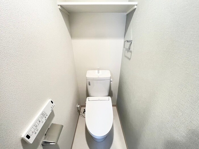 ﾌｫｰﾘｱﾗｲｽﾞ大阪ﾐｯﾃ(804)の物件内観写真