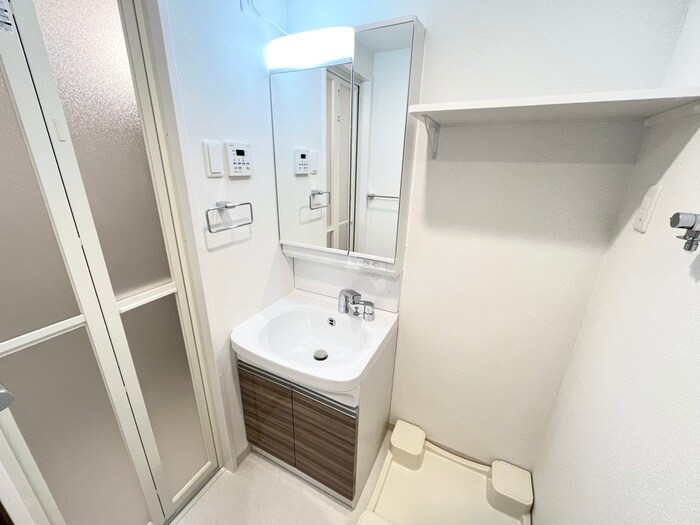 ﾌｫｰﾘｱﾗｲｽﾞ大阪ﾐｯﾃ(804)の物件内観写真