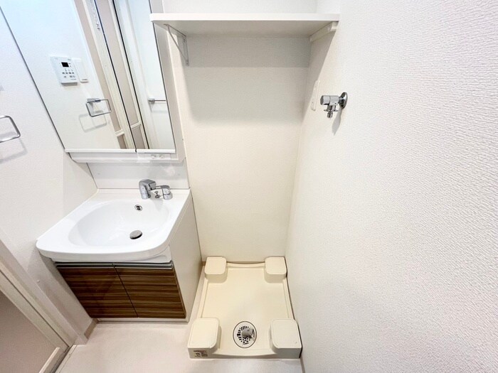 ﾌｫｰﾘｱﾗｲｽﾞ大阪ﾐｯﾃ(804)の物件内観写真