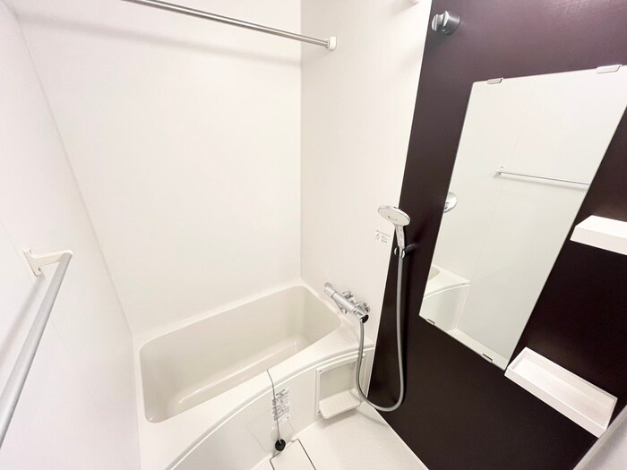 ﾌｫｰﾘｱﾗｲｽﾞ大阪ﾐｯﾃ(804)の物件内観写真