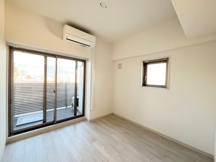 ﾌｫｰﾘｱﾗｲｽﾞ大阪ﾐｯﾃ(901)の物件内観写真