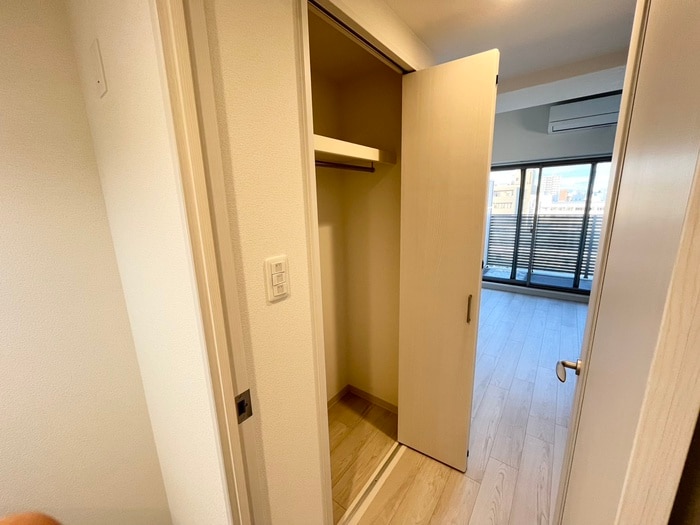 ﾌｫｰﾘｱﾗｲｽﾞ大阪ﾐｯﾃ(901)の物件内観写真