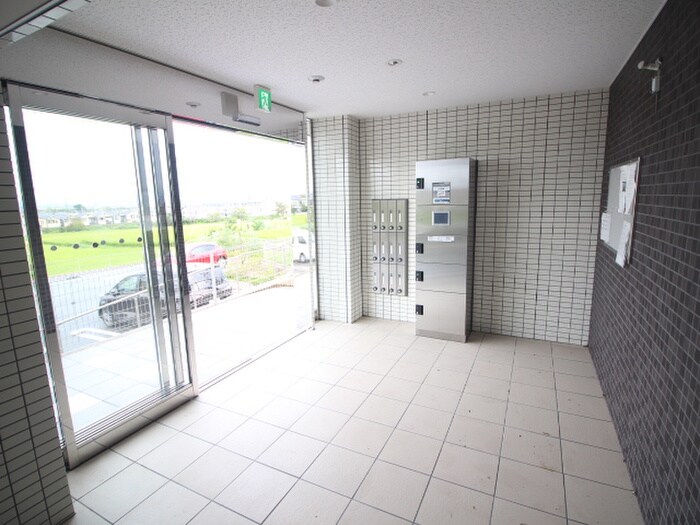 ルーヴル円明寺の物件外観写真