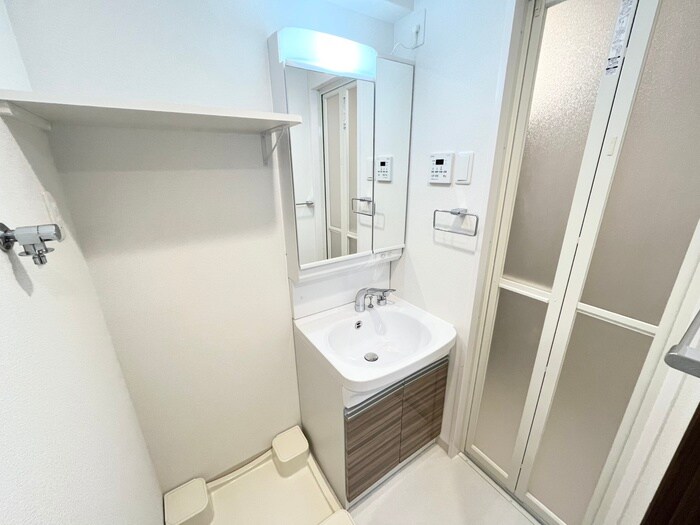 ﾌｫｰﾘｱﾗｲｽﾞ大阪ﾐｯﾃ(1003)の物件内観写真