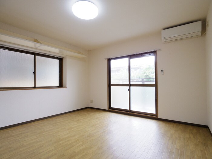 メゾン・チェリ－・イ－ストの物件内観写真