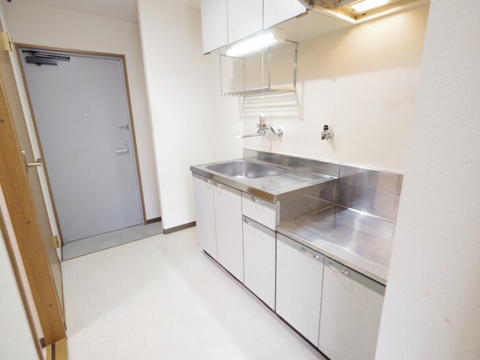 メゾン・チェリ－・イ－ストの物件内観写真