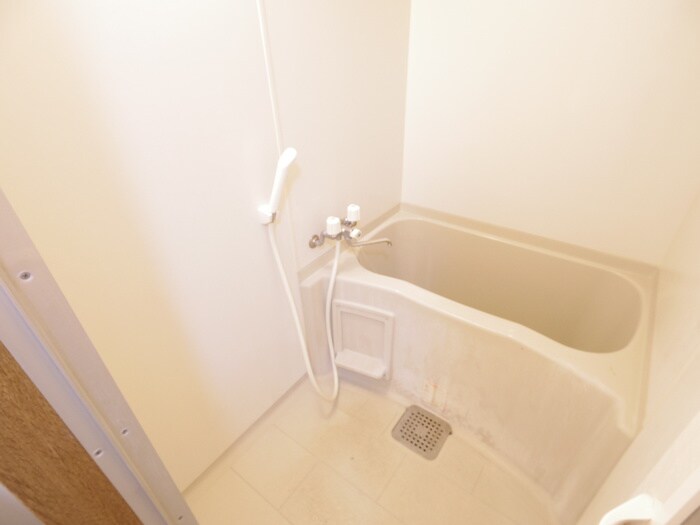 メゾン・チェリ－・イ－ストの物件内観写真