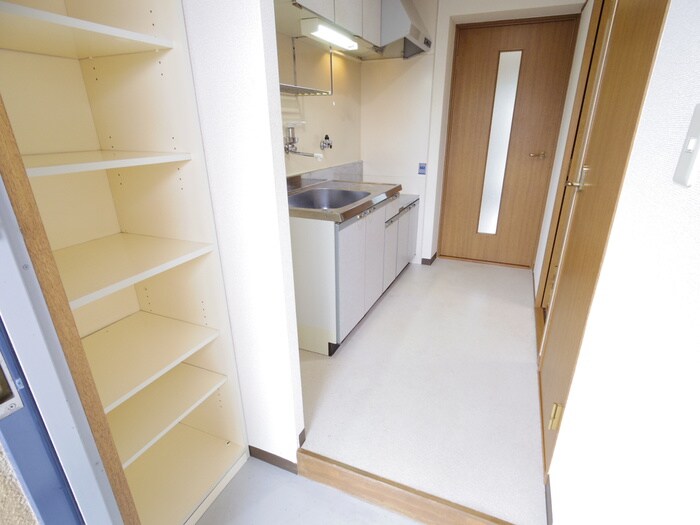 メゾン・チェリ－・イ－ストの物件内観写真