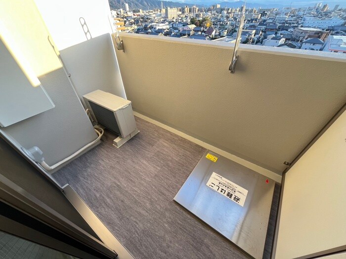 ﾌｫｰﾘｱﾗｲｽﾞ大阪ﾐｯﾃ(1005)の物件内観写真