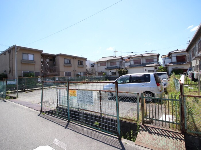 サンコート・ヨシナガA棟の物件外観写真