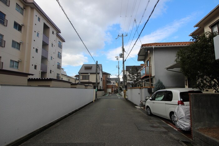 ウエステル甲子園の物件外観写真