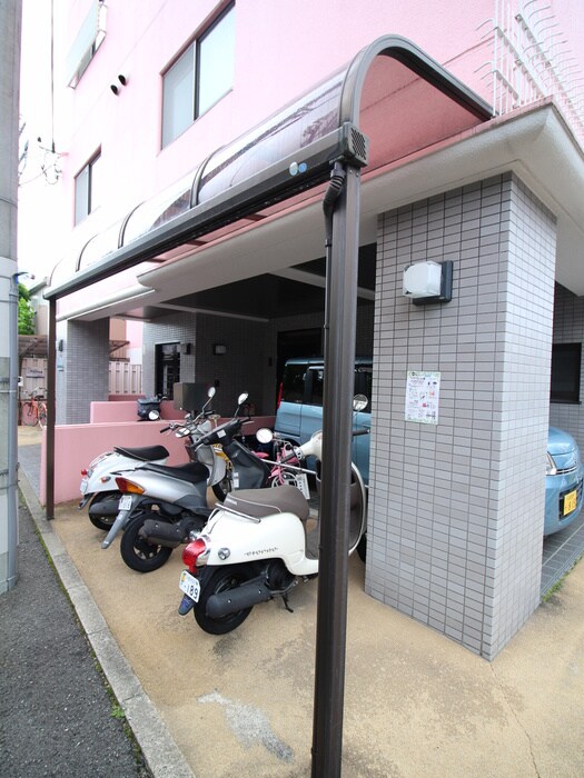 AQUA PALACEの物件外観写真