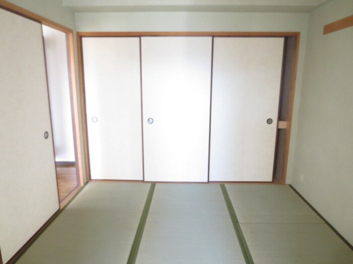 グランジュ－ル岡田浦の物件内観写真