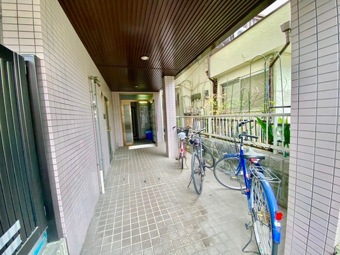 プレアール牧野の物件外観写真