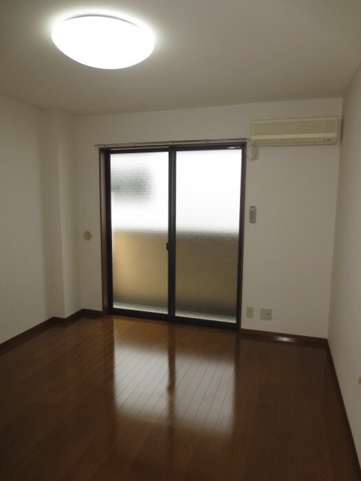 アンプル－ルフェ－ル寿の物件内観写真