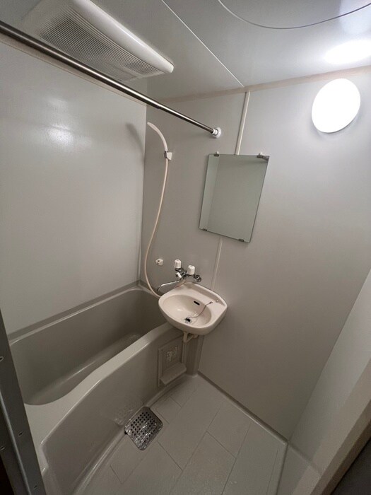 アンプル－ルフェ－ル寿の物件内観写真