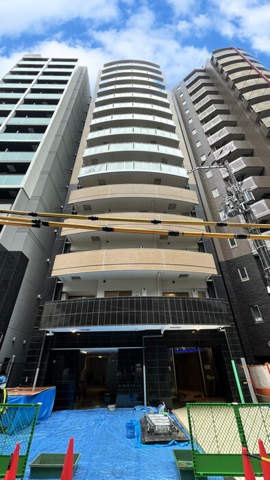 セレニテ堺筋本町リアンの物件外観写真