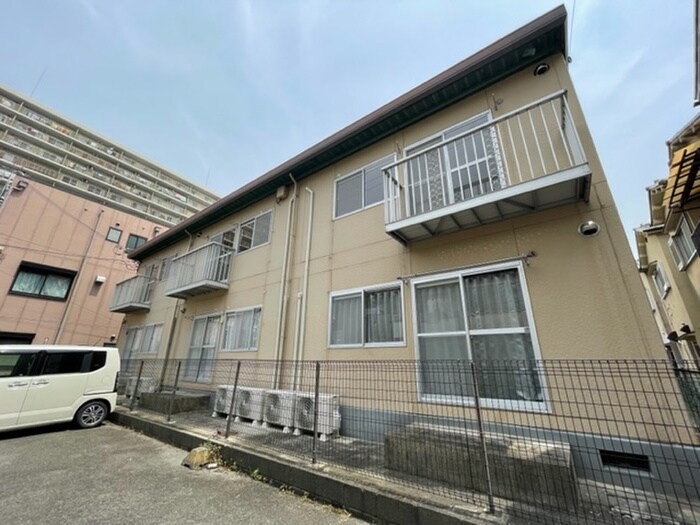 プレジールⅠの物件外観写真