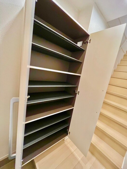 オリーブ羽倉崎Ａ棟の物件内観写真