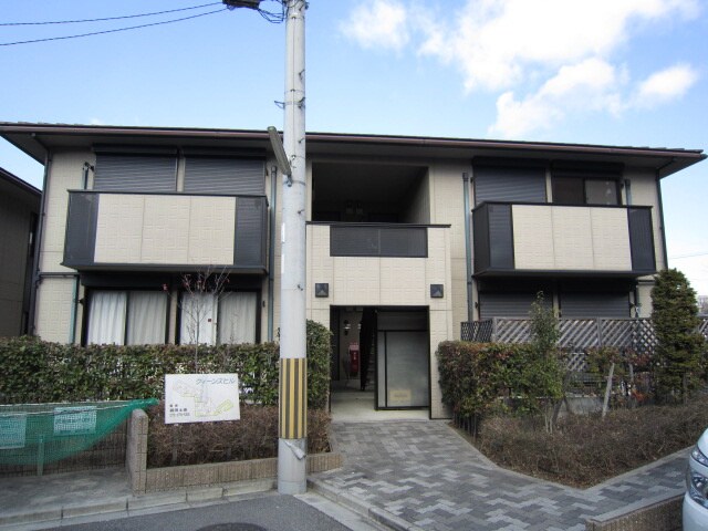 クイ－ンズヒルＦ棟の物件外観写真