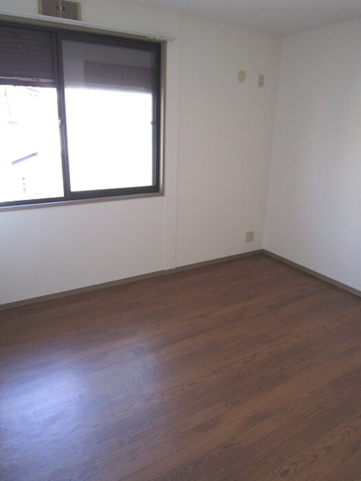 クイ－ンズヒルＦ棟の物件内観写真