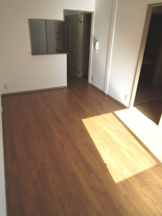 クイ－ンズヒルＦ棟の物件内観写真