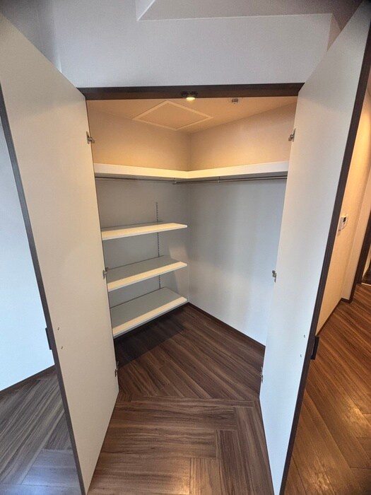 PHOENIX Clove Tomoiの物件内観写真