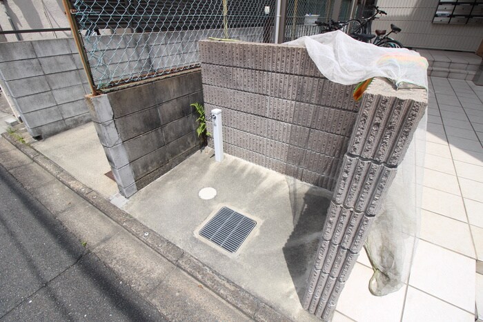 プランドール大将軍の物件外観写真