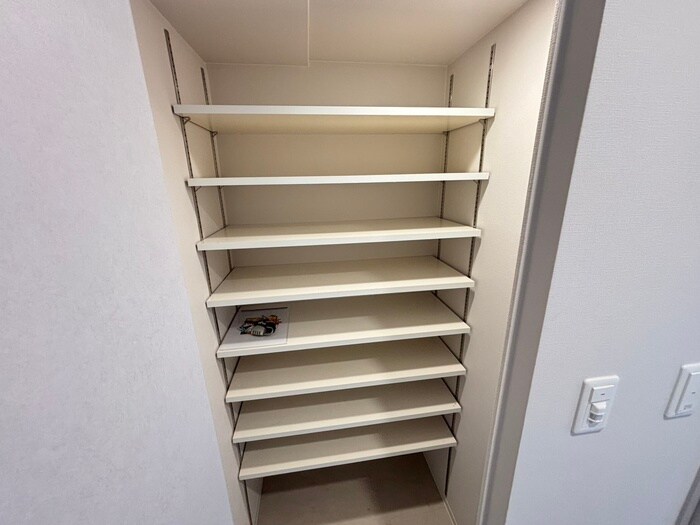 ﾍﾞｲｻｲﾄﾞﾊﾟｰｸOSAKAｻｳｽﾚｼﾞﾃﾞﾝｼｽの物件内観写真