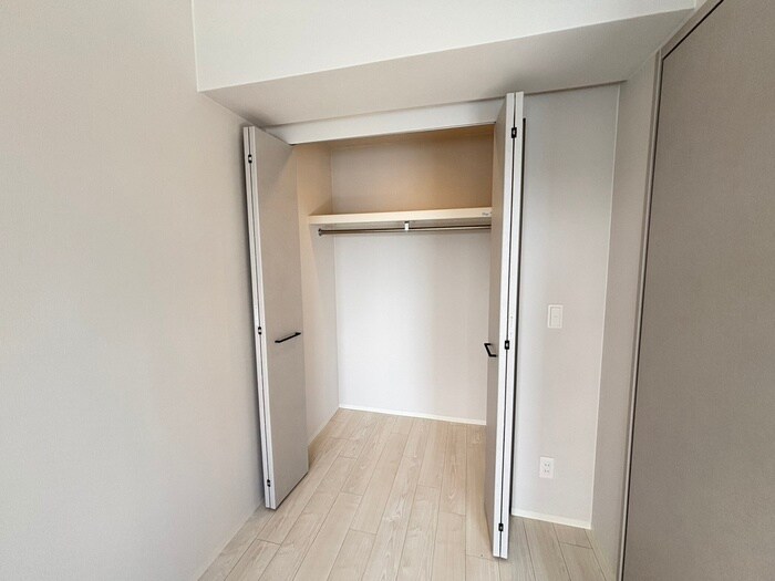 ﾍﾞｲｻｲﾄﾞﾊﾟｰｸOSAKAｻｳｽﾚｼﾞﾃﾞﾝｼｽの物件内観写真