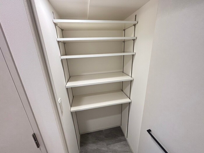 ﾍﾞｲｻｲﾄﾞﾊﾟｰｸOSAKAｻｳｽﾚｼﾞﾃﾞﾝｼｽの物件内観写真