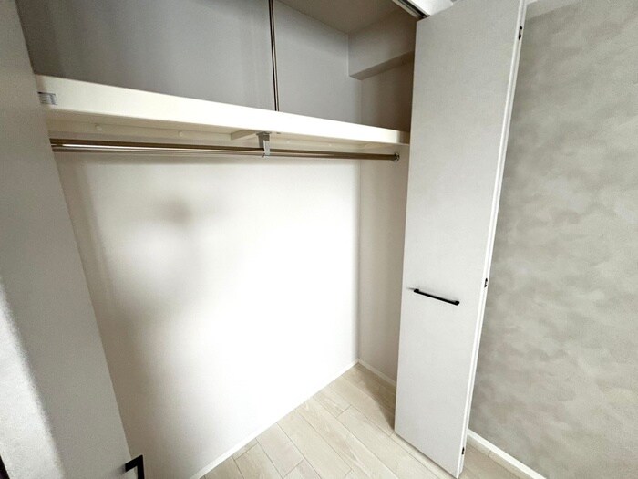 ﾍﾞｲｻｲﾄﾞﾊﾟｰｸOSAKAｻｳｽﾚｼﾞﾃﾞﾝｼｽの物件内観写真