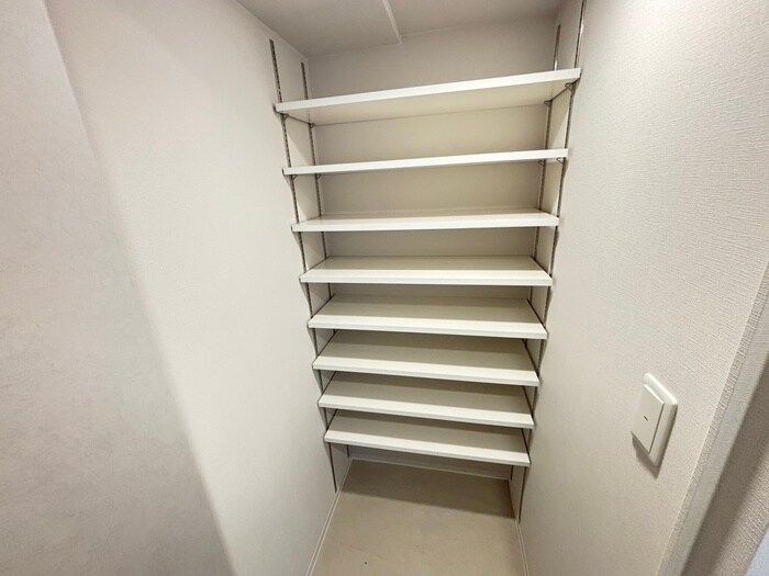 ﾍﾞｲｻｲﾄﾞﾊﾟｰｸOSAKAｻｳｽﾚｼﾞﾃﾞﾝｼｽの物件内観写真