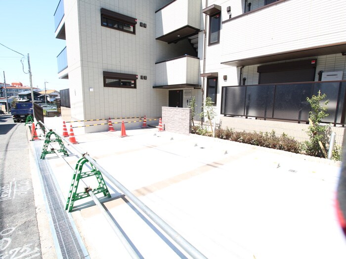 SOLEADOの物件外観写真