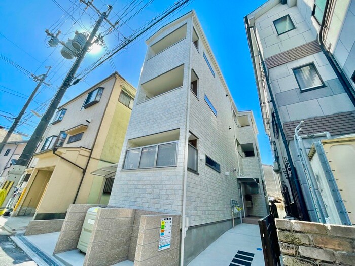 ソウザ須山の物件外観写真