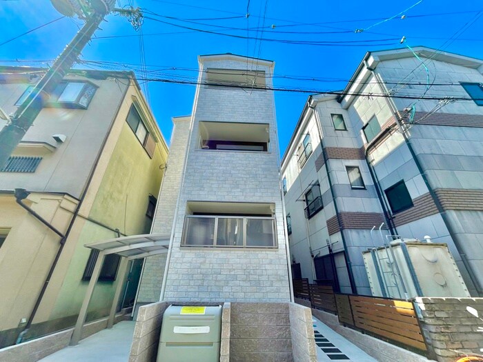 ソウザ須山の物件外観写真