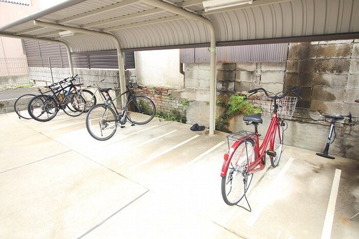 ｳﾞｨﾝﾃｰｼﾞﾏﾝｼｮﾝﾘｭｰﾌﾞ二条の物件外観写真