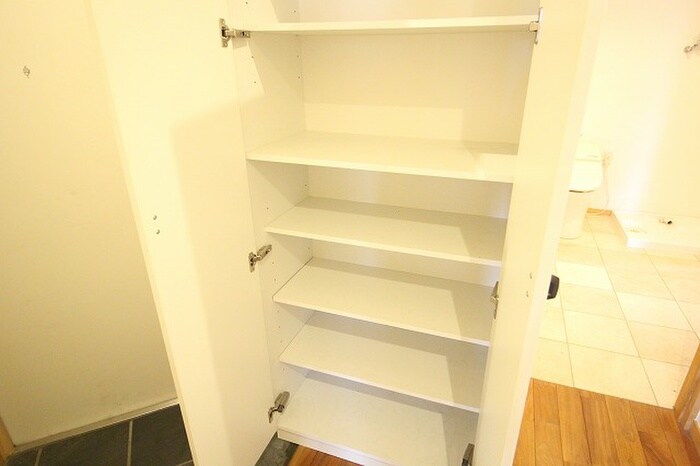 ｳﾞｨﾝﾃｰｼﾞﾏﾝｼｮﾝﾘｭｰﾌﾞ二条の物件内観写真