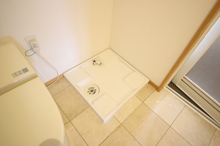 ｳﾞｨﾝﾃｰｼﾞﾏﾝｼｮﾝﾘｭｰﾌﾞ二条の物件内観写真