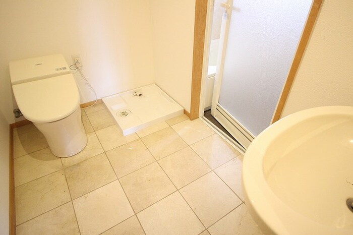 ｳﾞｨﾝﾃｰｼﾞﾏﾝｼｮﾝﾘｭｰﾌﾞ二条の物件内観写真