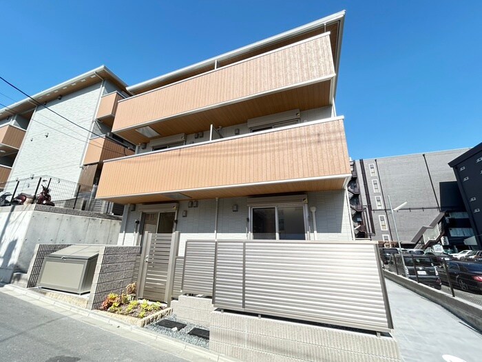 ディル西京極の物件外観写真