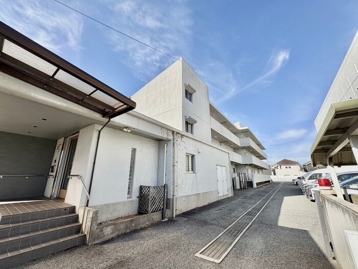 アーバンエース西神戸パルの物件外観写真