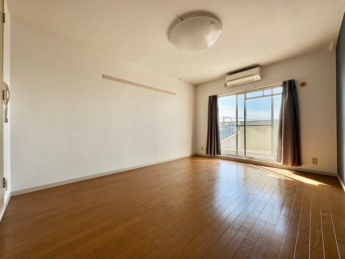 アーバンエース西神戸パルの物件内観写真