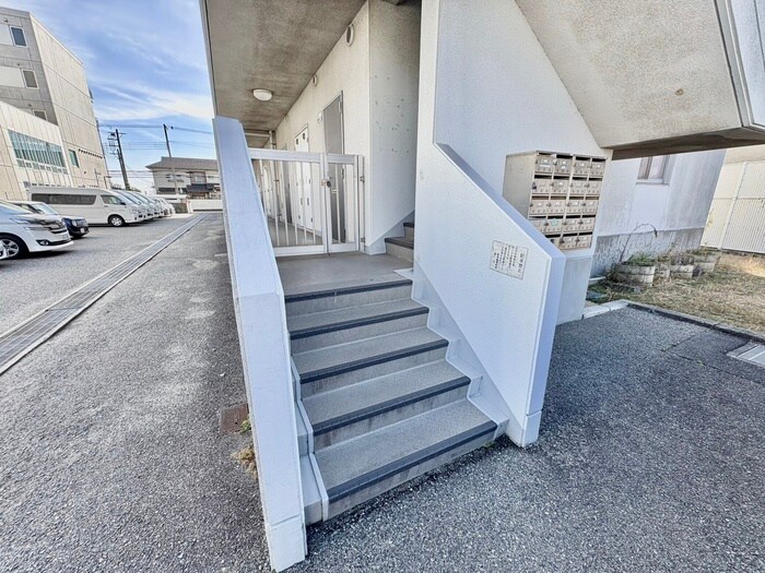 アーバンエース西神戸パルの物件外観写真