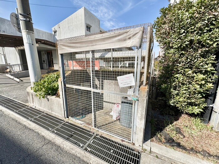 アーバンエース西神戸パルの物件外観写真