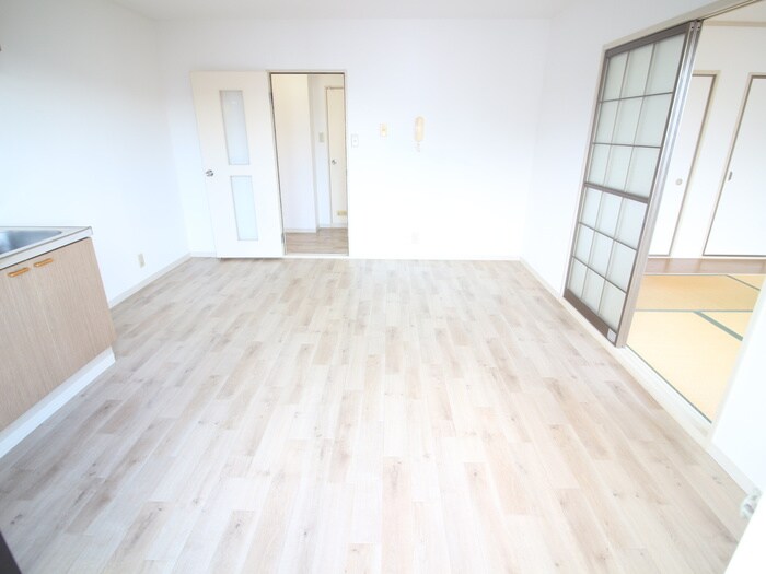 松井ハイツの物件内観写真